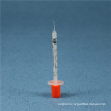 Jeringa médica disponible de la insulina 0.3ml con la aguja